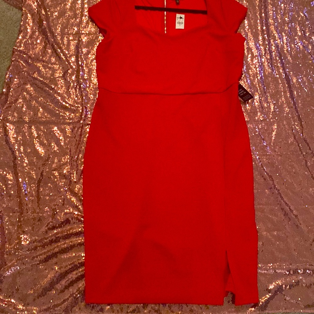 Express red short sleeved dress with split (XL)